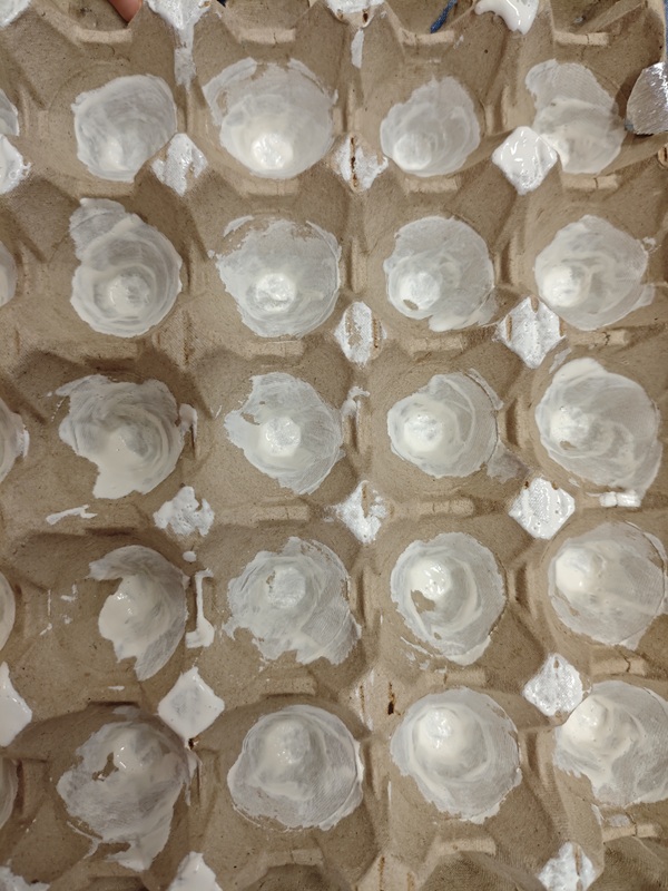 portauovo tempera bianca